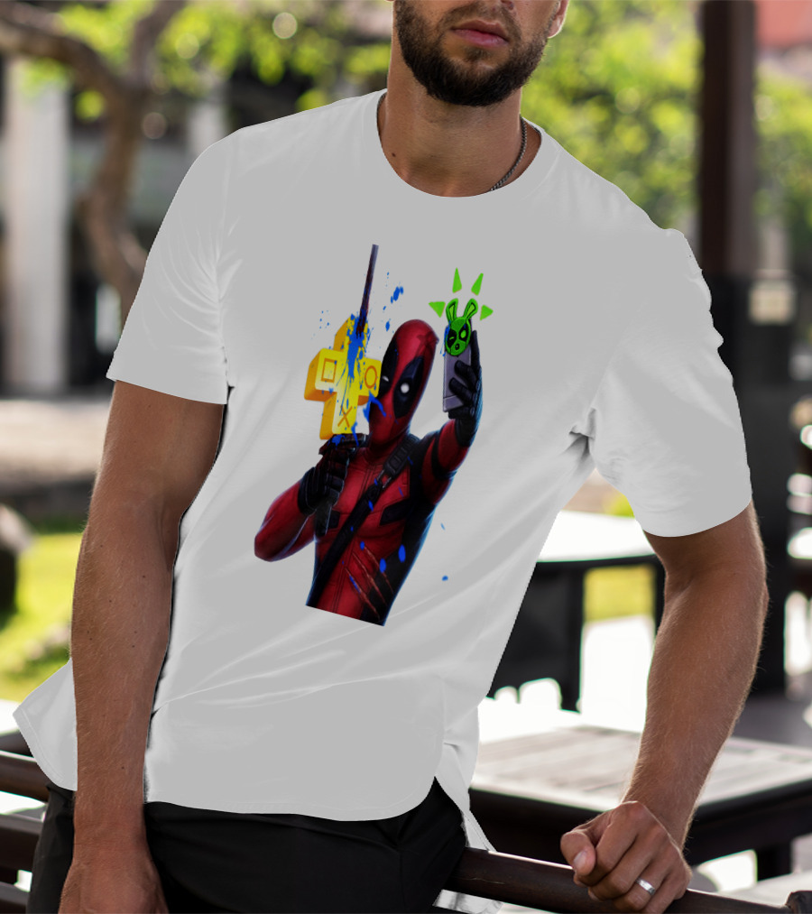 Deadpool Videogame Gamer Selfie With Iconic Controller And Green Bomb Symbols T-Shirt