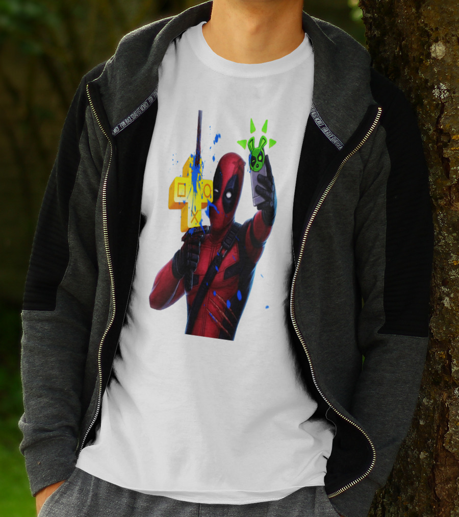 Deadpool Videogame Gamer Selfie With Iconic Controller And Green Bomb Symbols T-Shirt