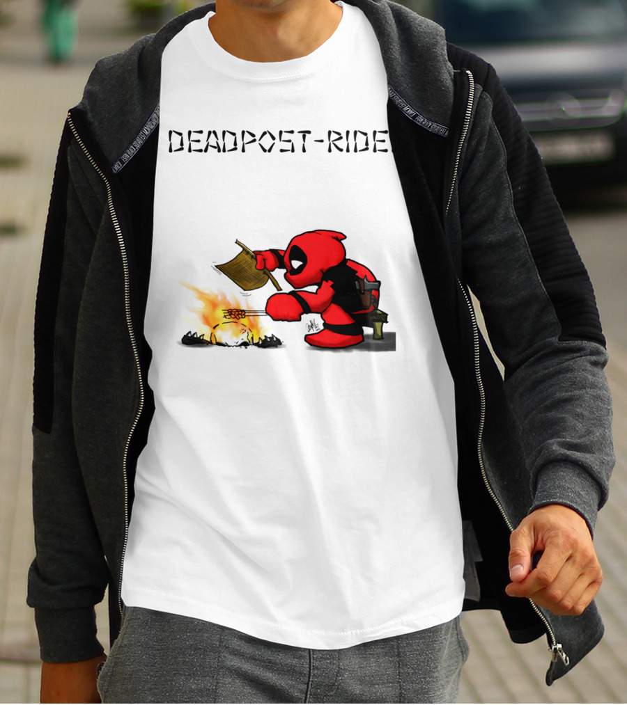 DEADPOOL RIDER COOKING MARSHMALLOW OVER FIRE CARTOON SCENE T-Shirt