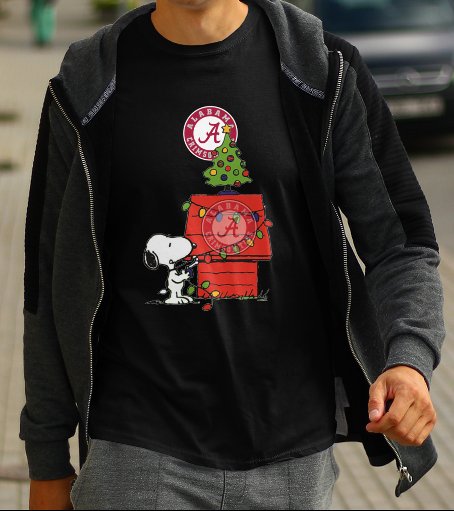 Alabama Crimson Tide Snoopy Christmas Tree T-Shirt