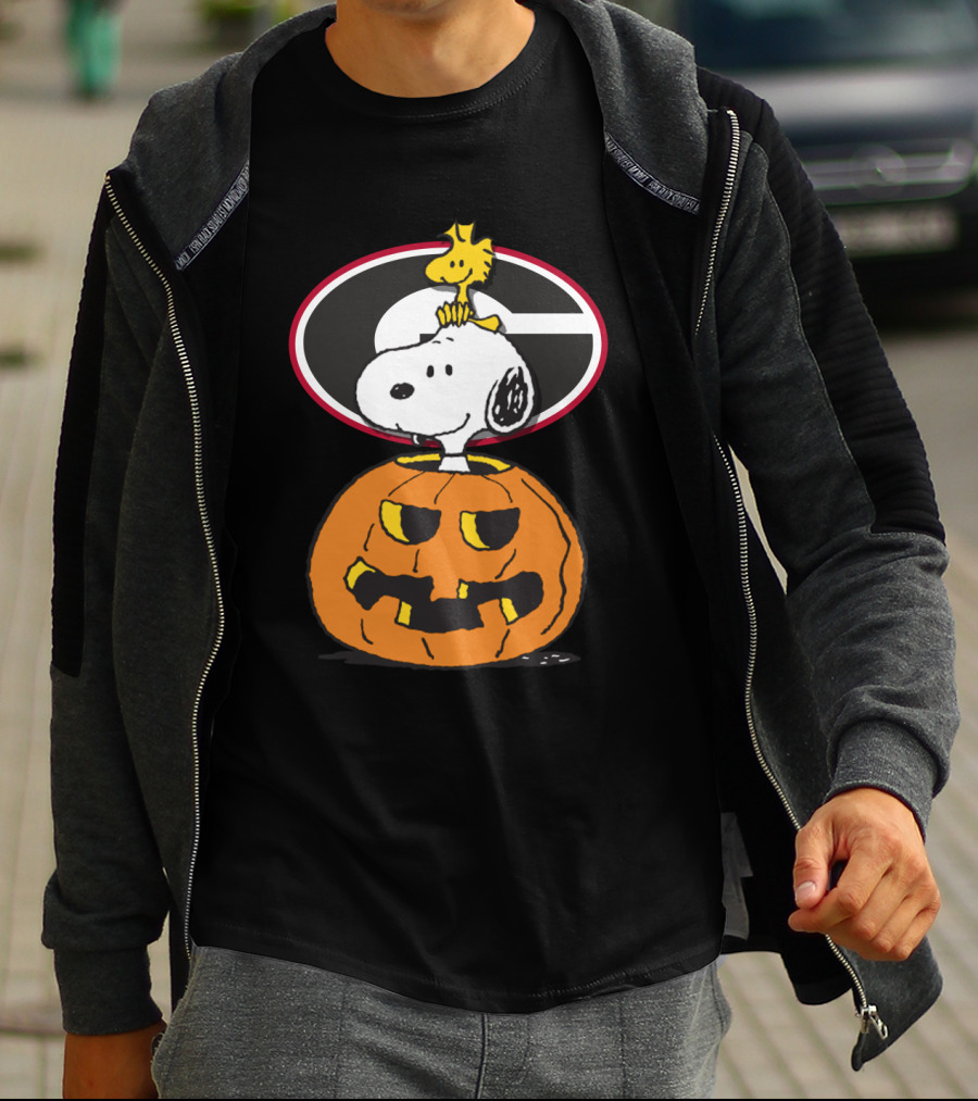 Georgia Bulldogs Football Halloween Snoopy And Woodstock T-Shirt