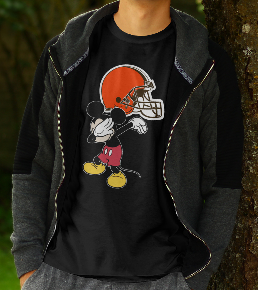 Cleveland Browns Iconic Character Dab With Helmet T-Shirt