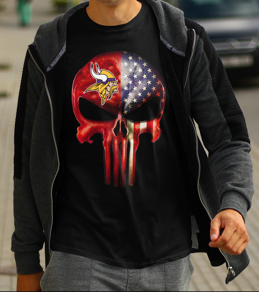 Vikings Skull American Flag Minnesota Fan T-Shirt