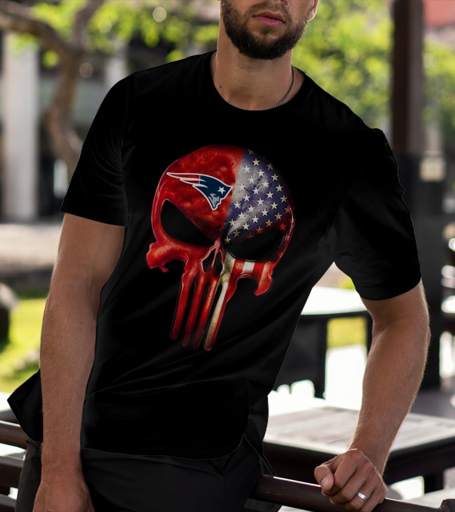 NEW ENGLAND Patriots Skull American Flag Fan Only T-Shirt