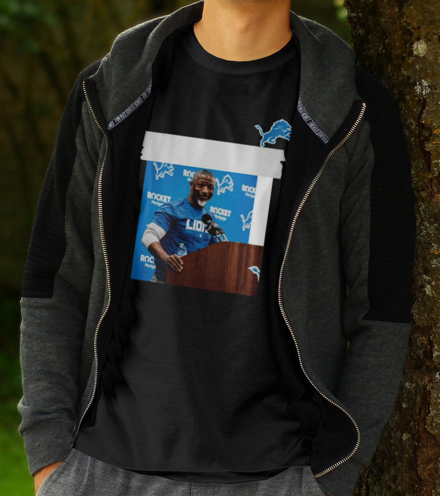 Lions DC Aaron Glenn Rocket Mortgage Press Conference Detroit Football T-Shirt