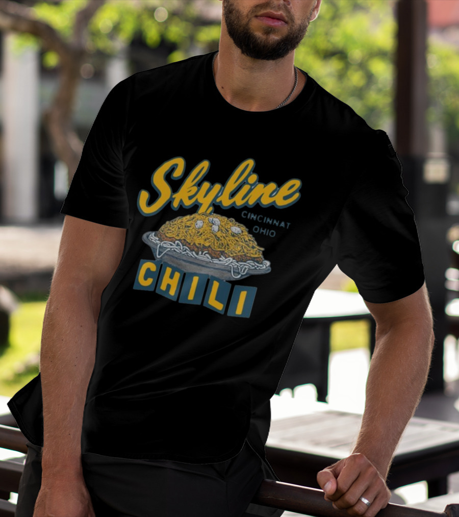 Skyline Chili Cincinnati Ohio Pop Culture Food Icon With Classic Spaghetti And Cheese Plate T-Shirt