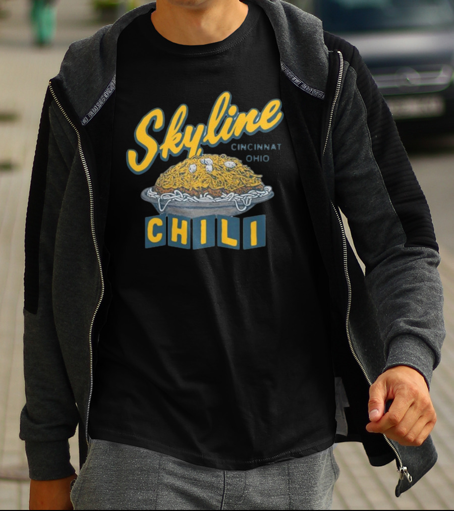 Skyline Chili Cincinnati Ohio Pop Culture Food Icon With Classic Spaghetti And Cheese Plate T-Shirt