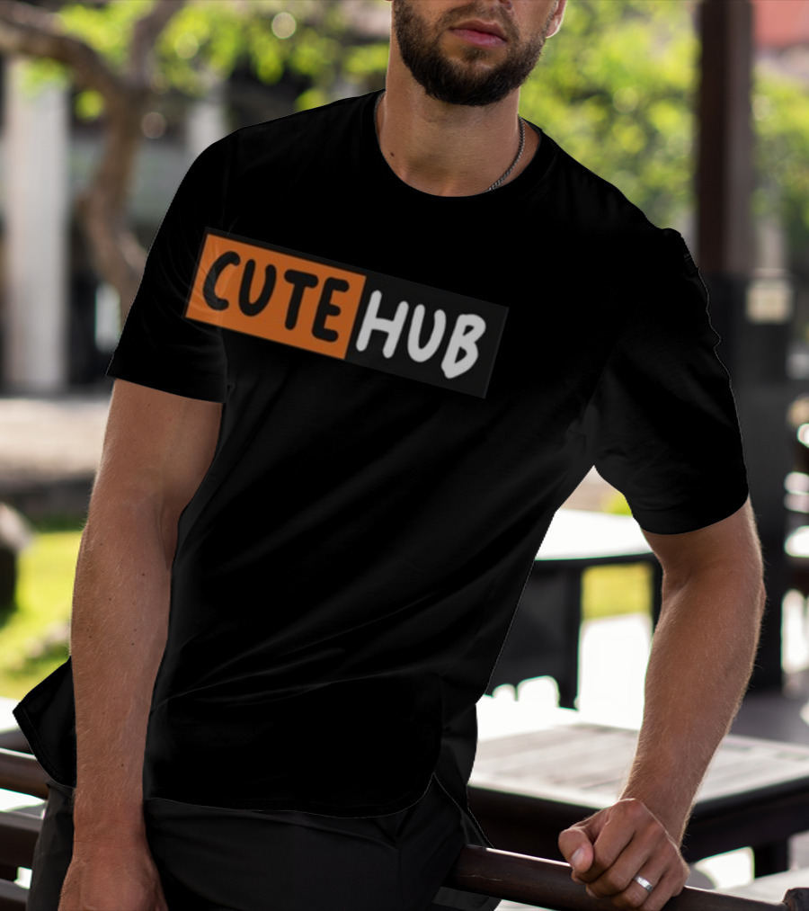 CUTE HUB Bold Contrast T-Shirt
