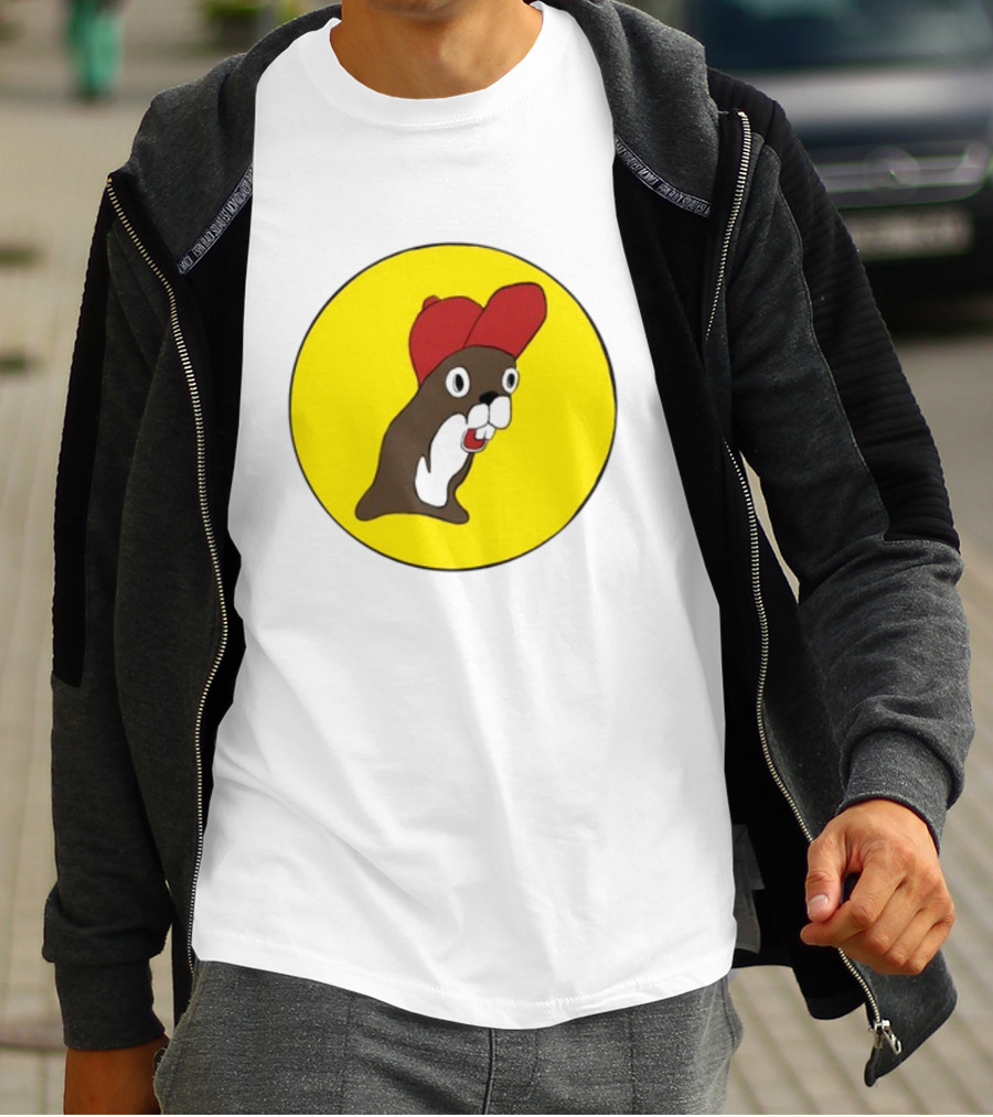 Baby Genius Beaver Red Cap Yellow Circle Buc-ee's Cup T-Shirt