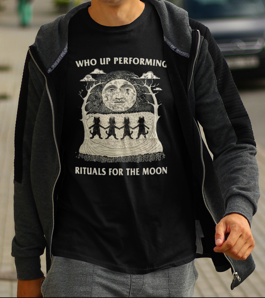 Who Up Performing Rituals For The Moon Dancing Under Night Sky Face Of Moon T-Shirt