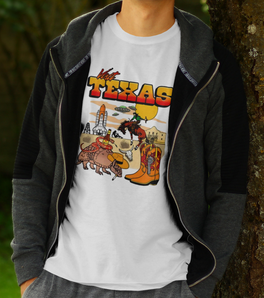 Visit Texas Armadillo Cowboy Boots Space Shuttle UFOs Rodeo Horse Alamo T-Shirt