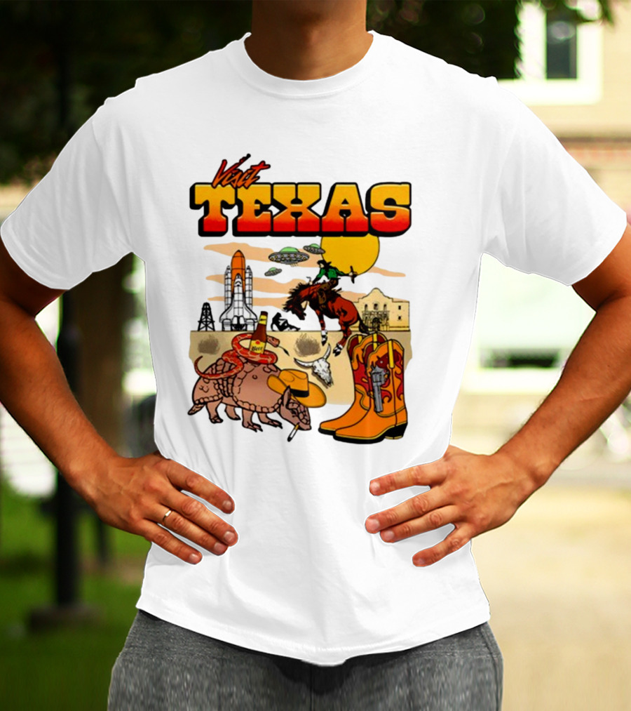 Visit Texas Armadillo Cowboy Boots Space Shuttle UFOs Rodeo Horse Alamo T-Shirt