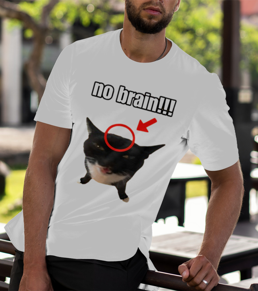 No Brain Cat With Red Circle And Arrow T-Shirt