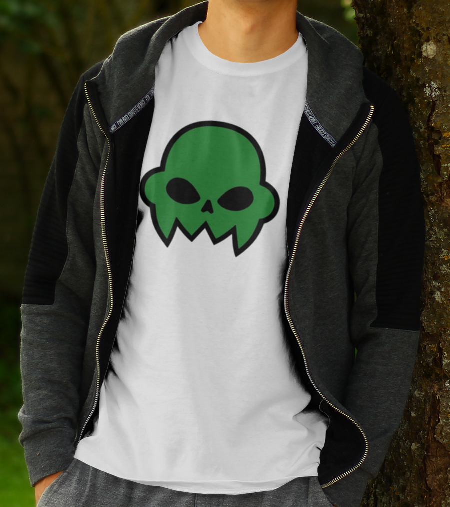 Jake's Green Skull Iconic Halloween Shadow T-Shirt