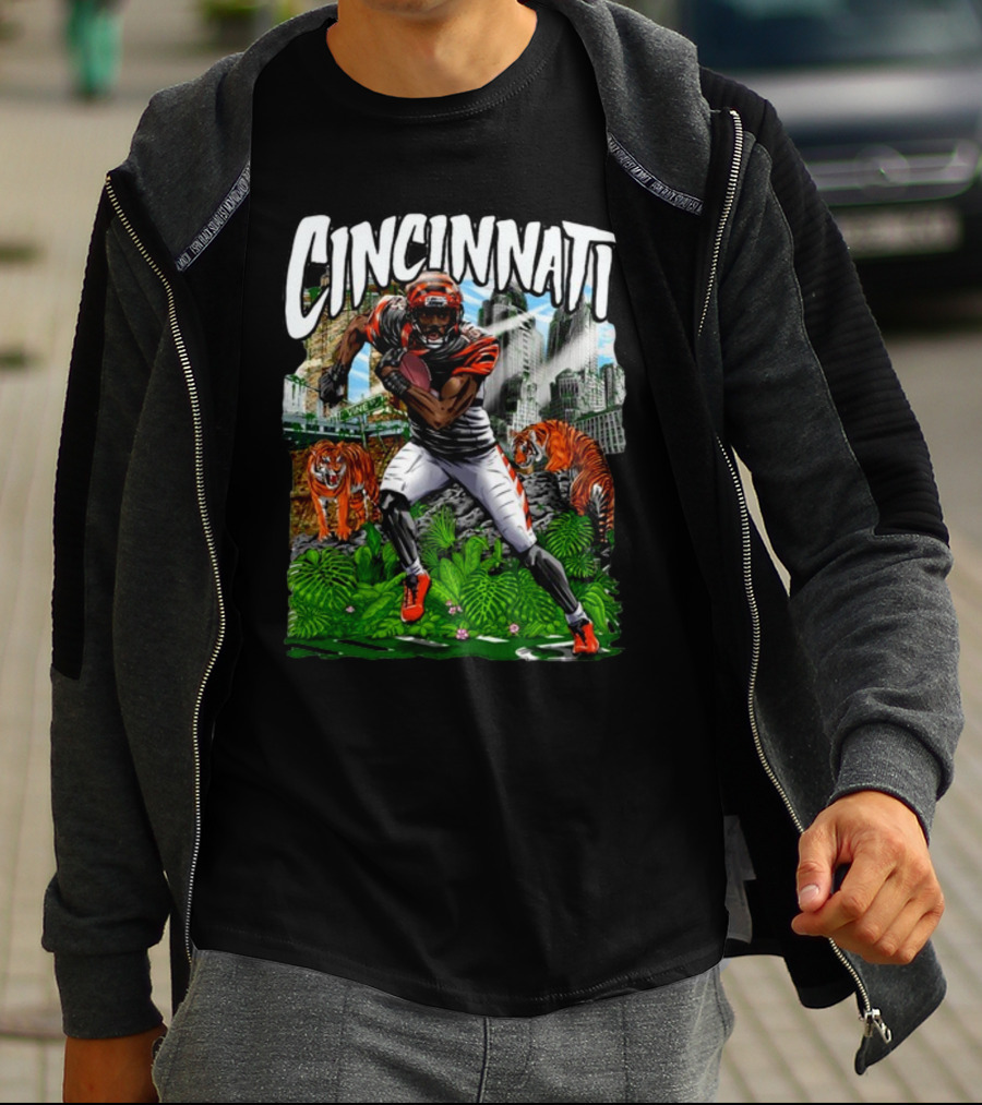 Cincinnati Jungle Football Player With Tigers And City Skyline T-Shirt