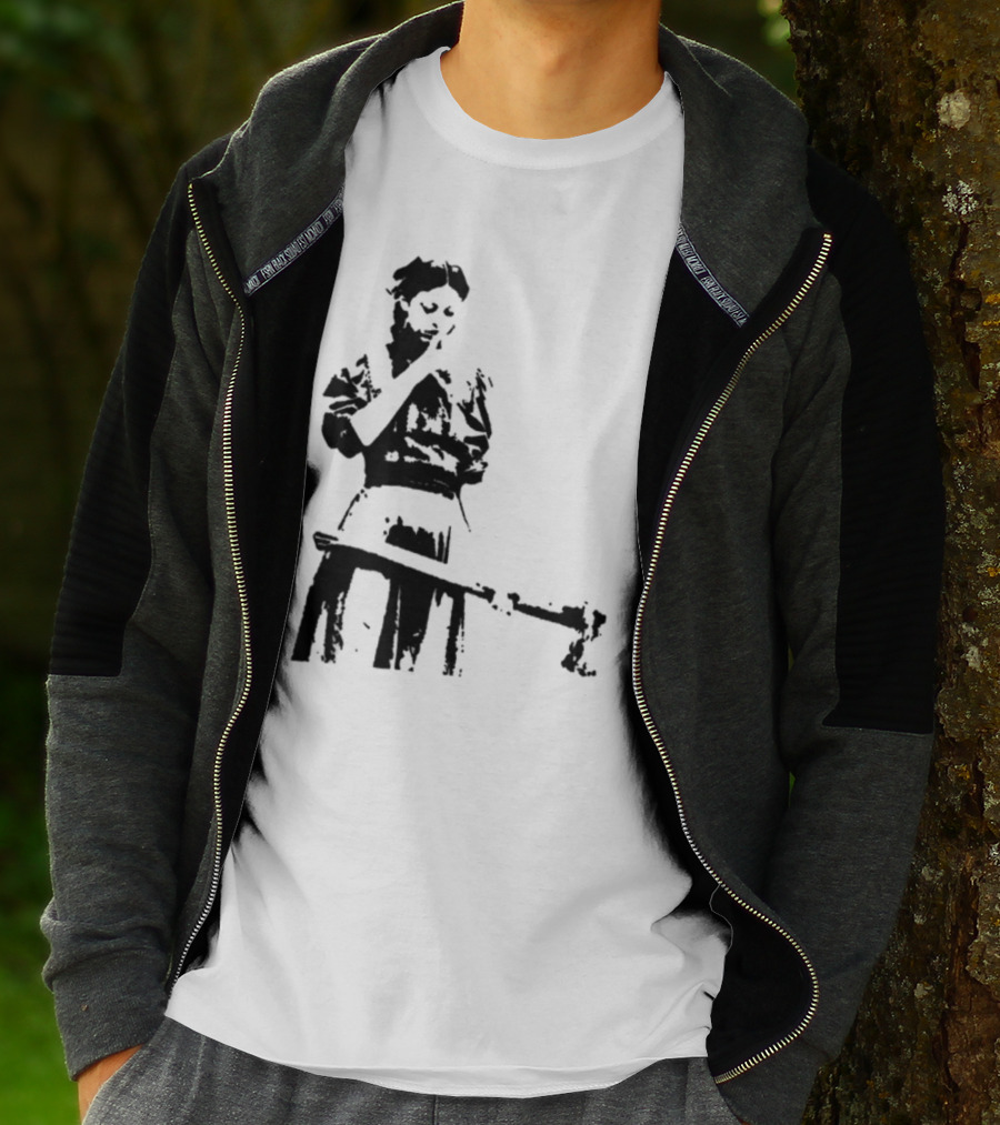 Mia Goth Pearl Film Character With Weapon T-Shirt