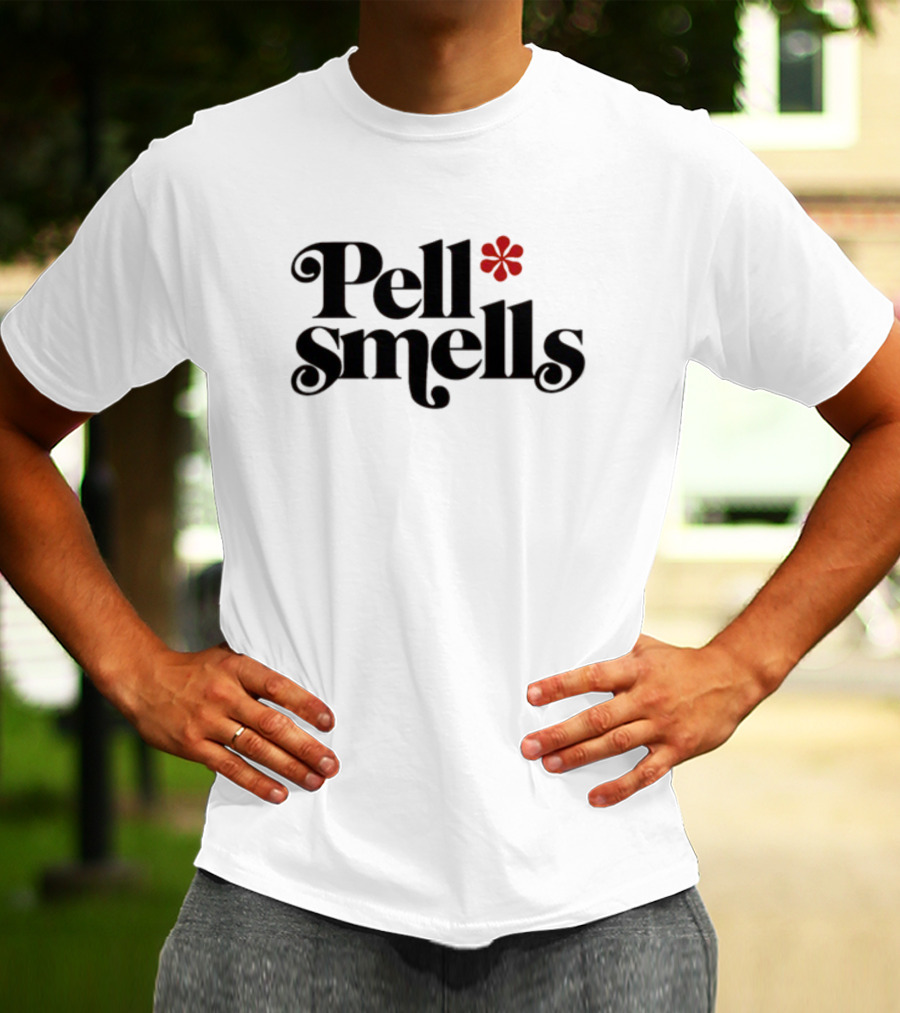 Pell Smells Vintage-Style Retro Flower Accent T-Shirt