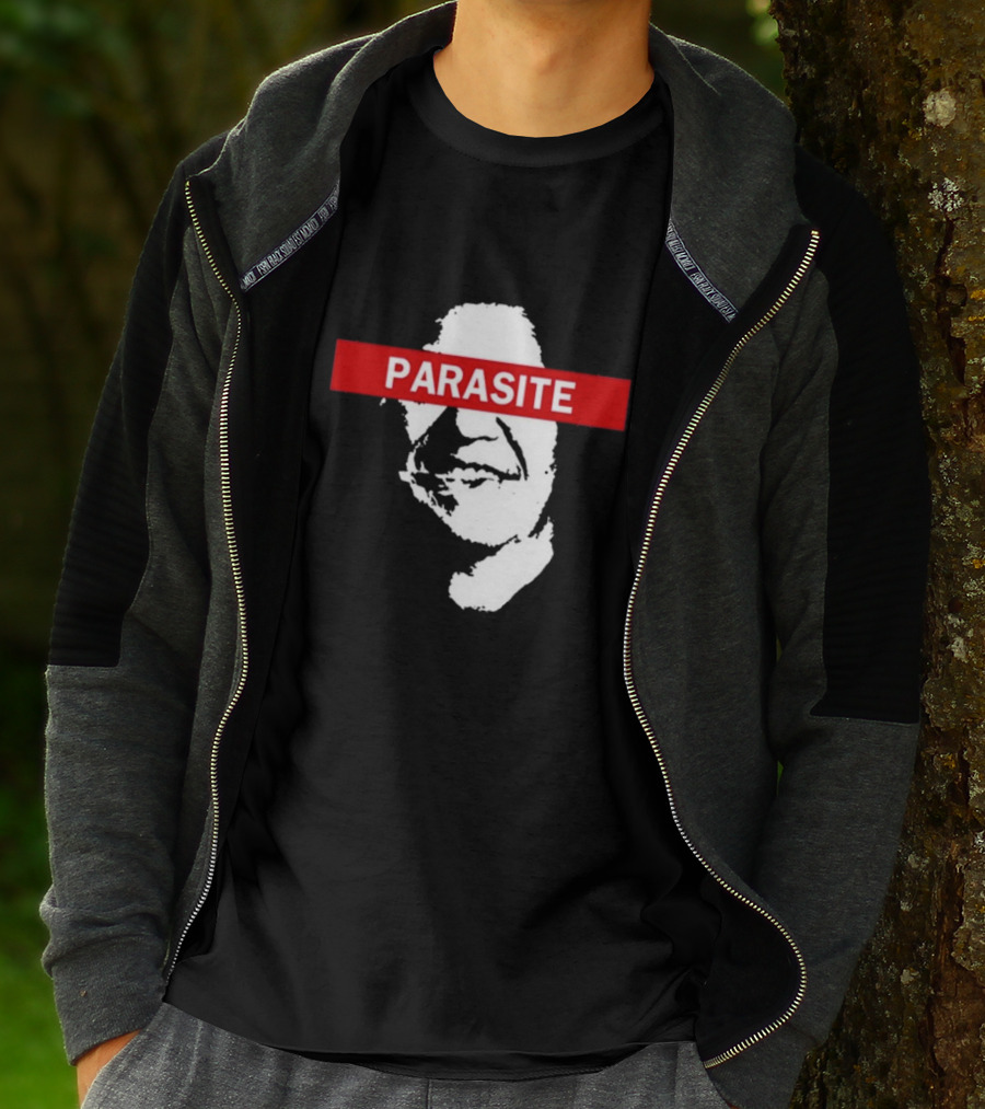 Nabunturanguy Davaomigrant Parasite Face Red Bar Iconic T-Shirt