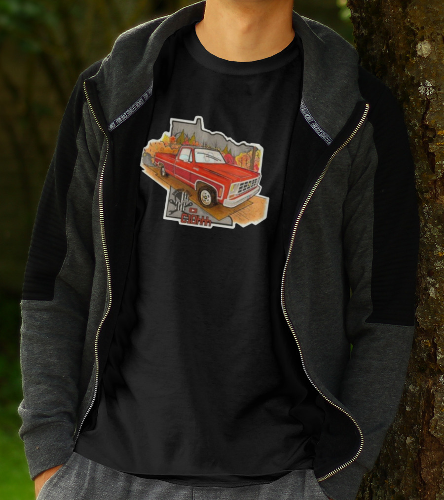 C1ohhh Junkyera Digs Vintage Red Pickup Truck Scenic Autumn Background Classic T-Shirt