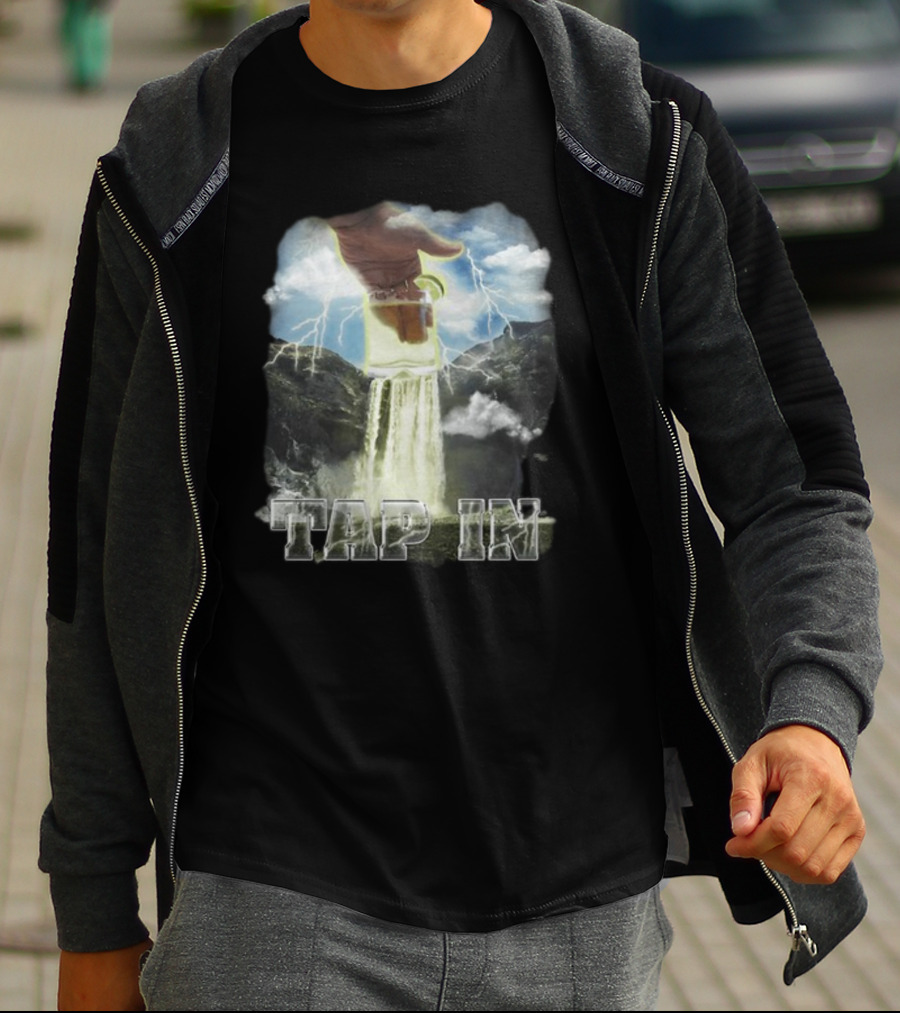 Heatdaddy Tap In Waterfall Mug Lightning Sky T-Shirt