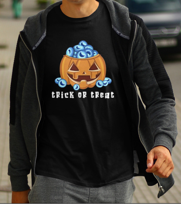 Trick Or Treat Pumpkin Candy Eyes Halloween T-Shirt
