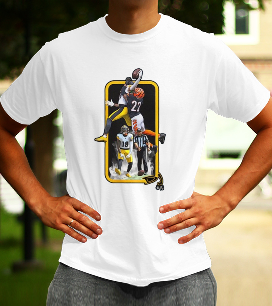 DJ #18 Big Play Football Match Jump Clash T-Shirt