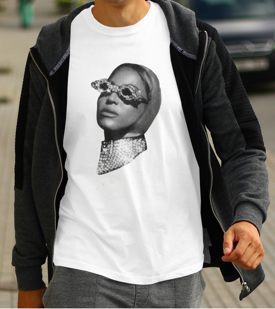 Opulence Rhinestone Glasses And Scarf Glamour T-Shirt