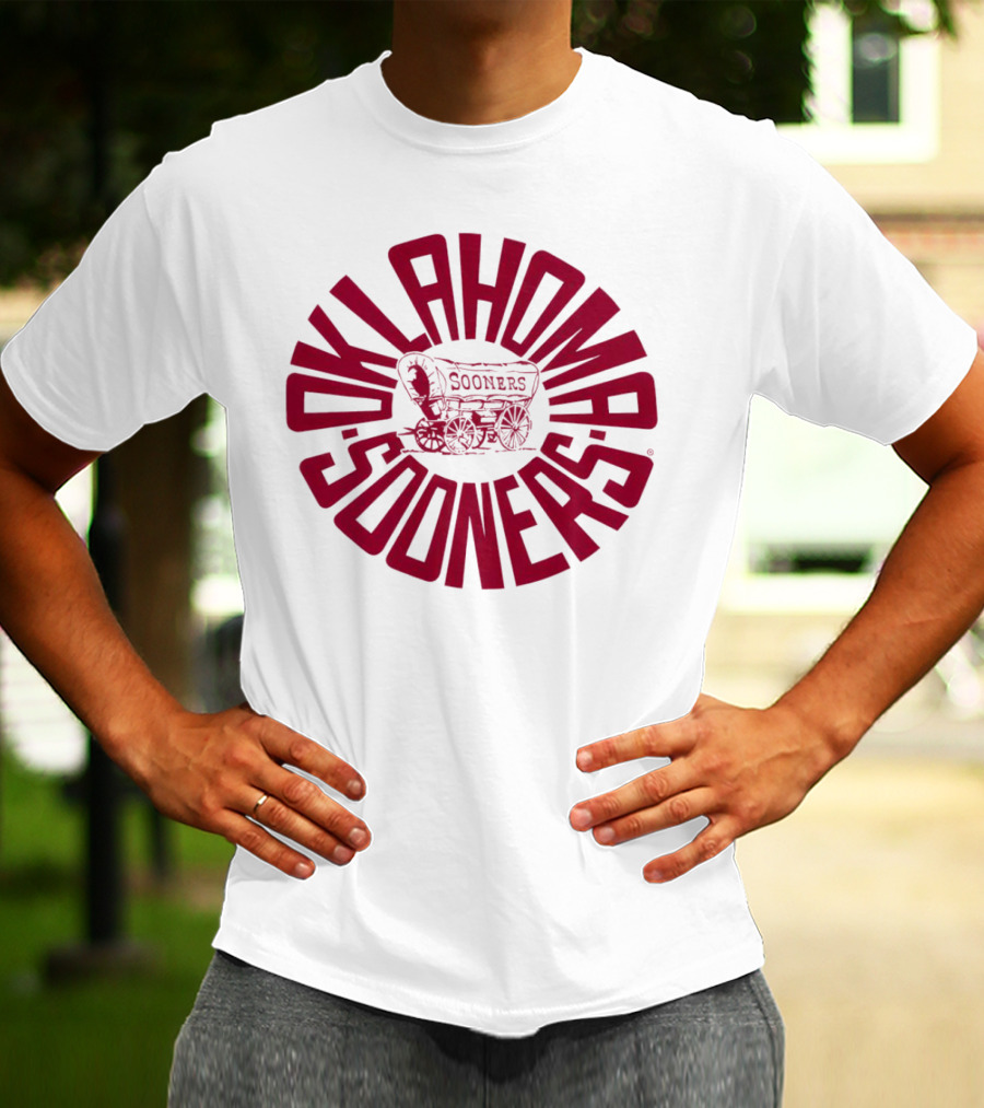 Oklahoma Sooners Covered Wagon Circle T-Shirt