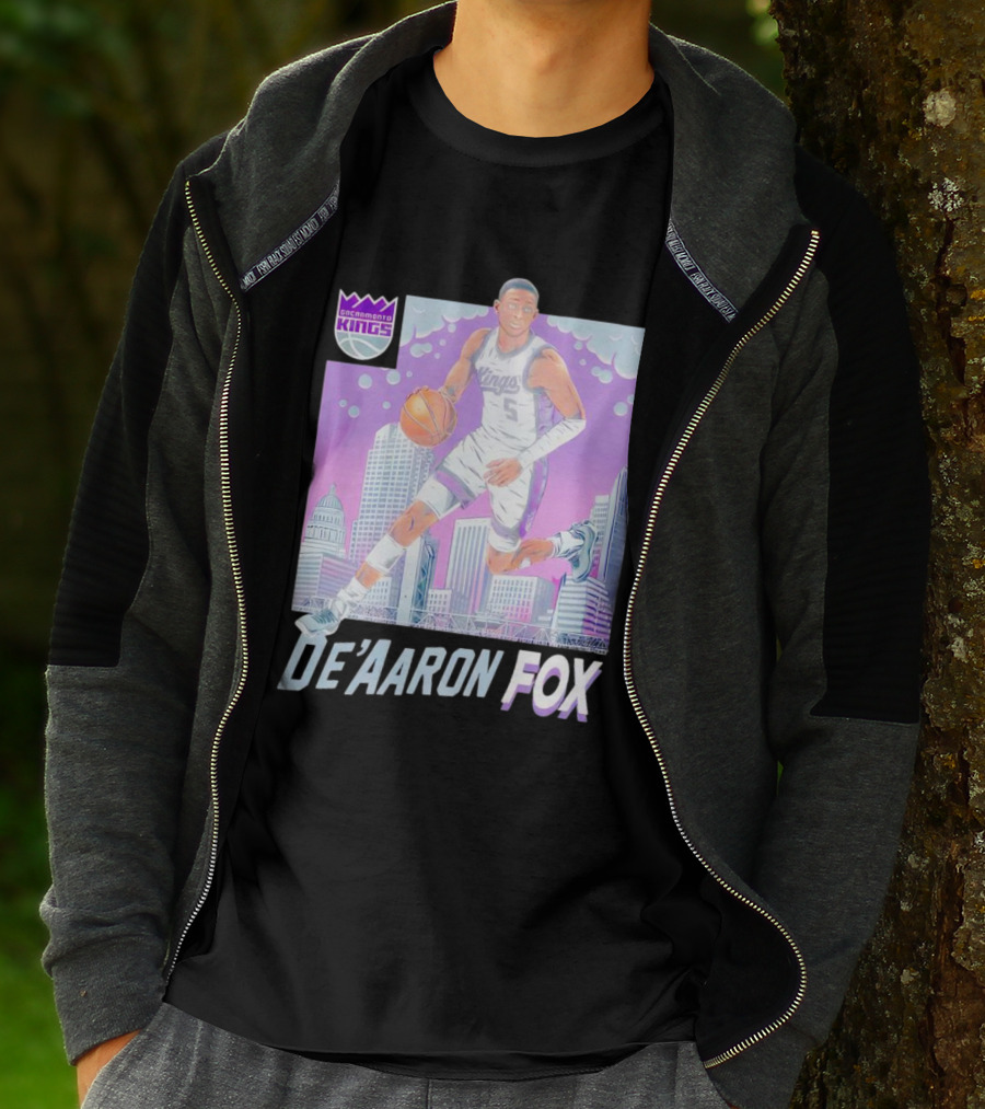 Sacramento Kings De’Aaron Fox Basketball City Skyline Kings T-Shirt