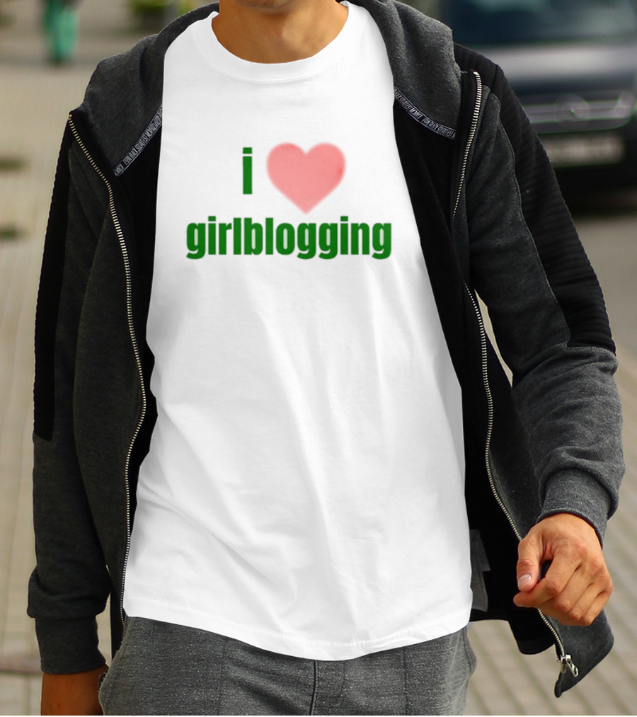 Vibe2k Store I Heart Girlblogging Enthusiast Love T-Shirt