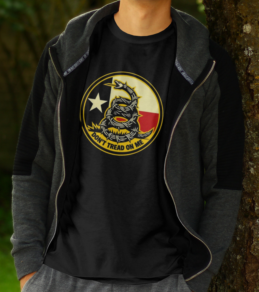 Don't Tread On Me Barbed Snake With Texas Flag Star T-Shirt