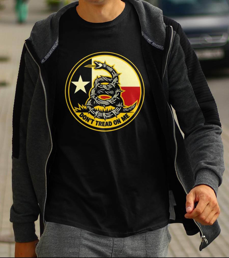Don't Tread On Me Barbed Snake With Texas Flag Star T-Shirt