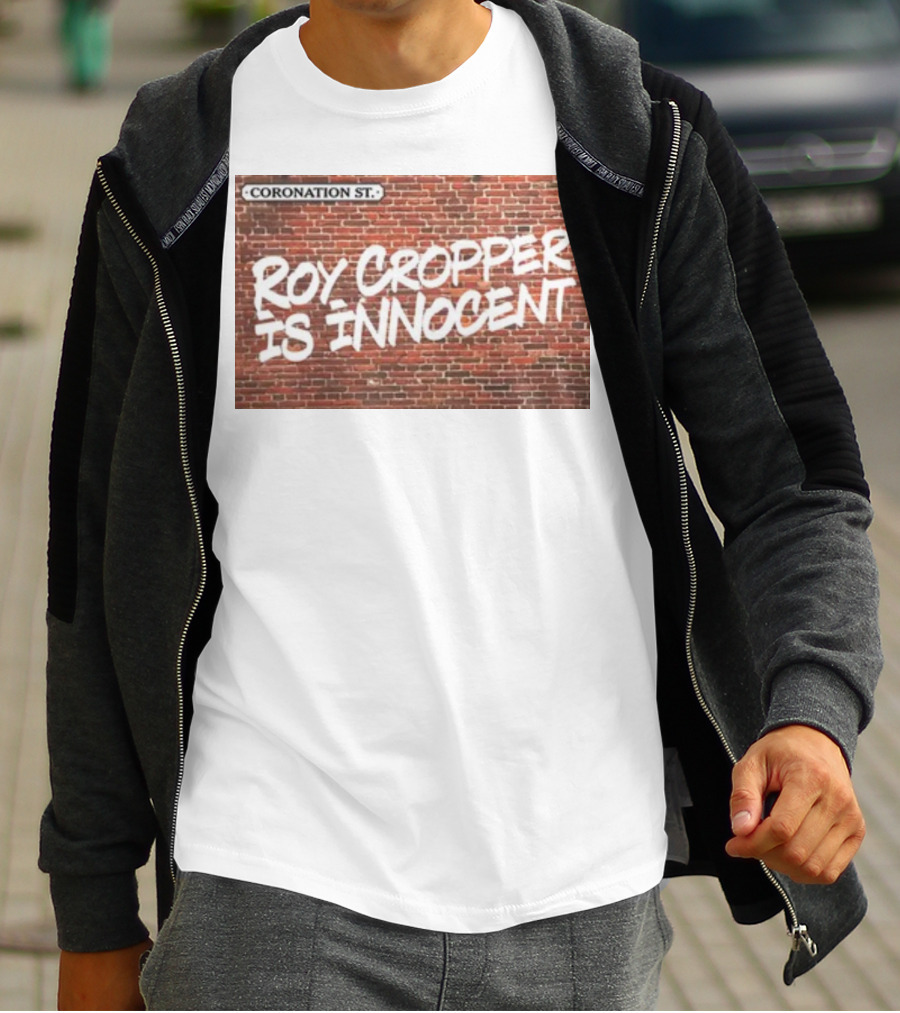 Coronation St Roy Cropper Is Innocent Brick Wall Graffiti Text T-Shirt