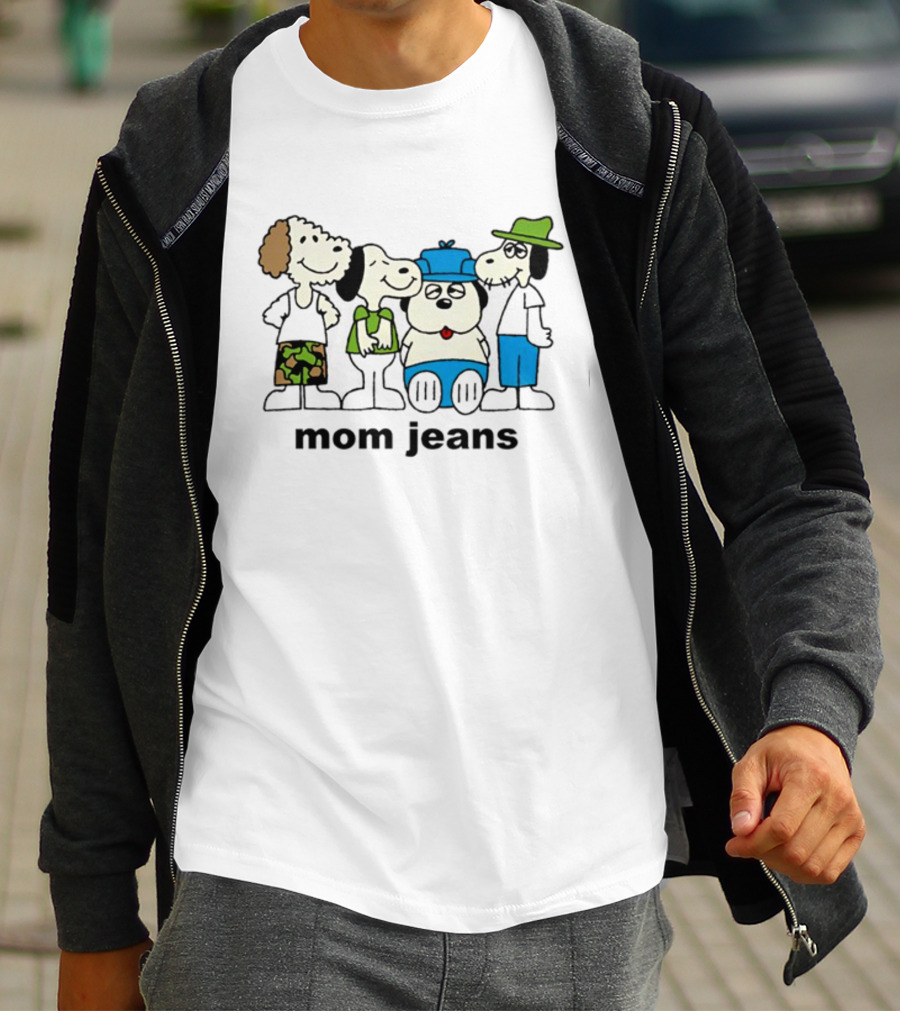 Mom Jeans Snoopy Group Cartoon T-Shirt