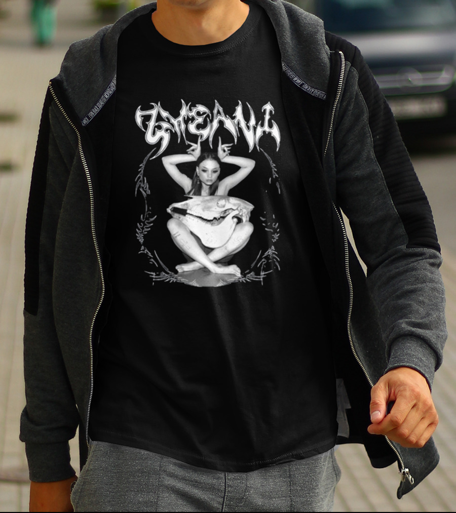 Zheani Store Zheani T-Shirt