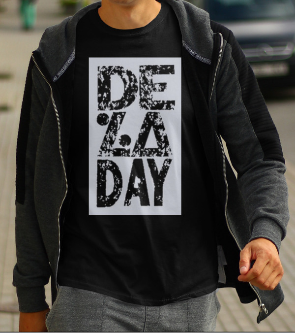 DE LA DAY T-Shirt