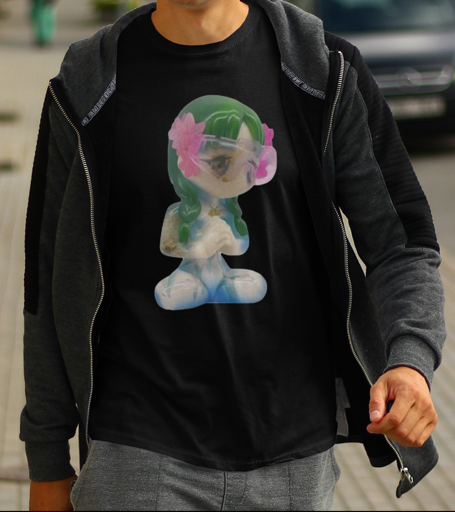 Kikillopieces Tanaka Resin Figurine With Green Hair And Pink Flower Accessories T-Shirt