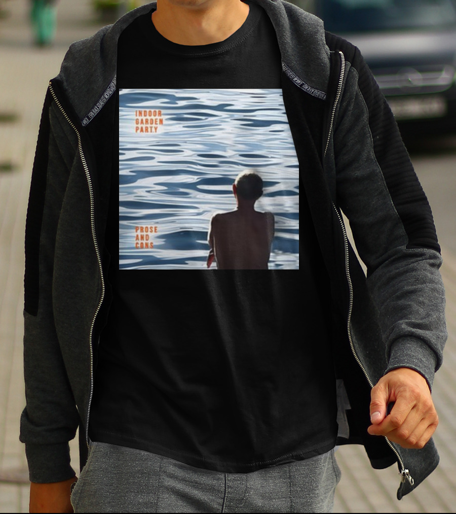 Russell Crowe Indoor Garden Party Prose And Cons Water Reflection T-Shirt