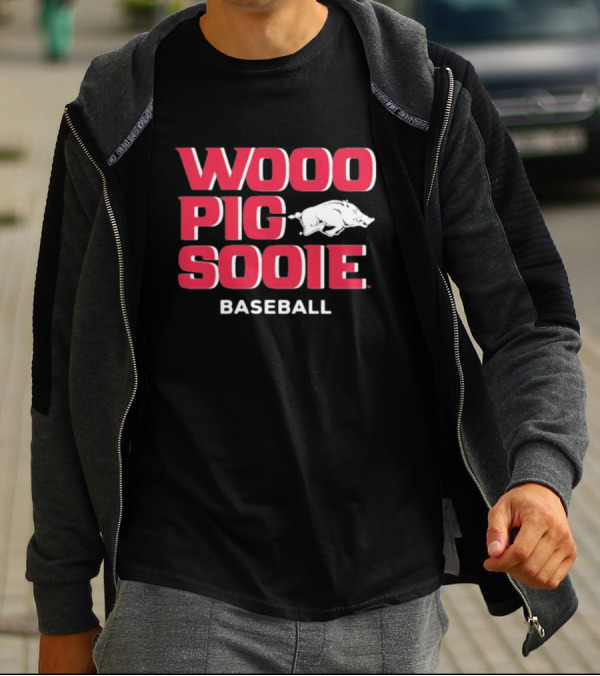 Wooo Pig Sooie Arkansas Baseball Black Pig T-Shirt