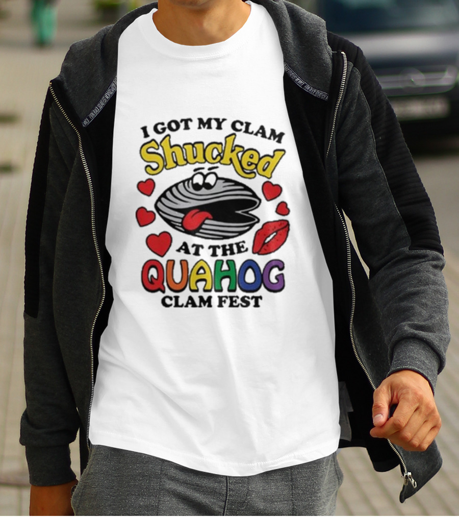 I Got My Clam Shucked At The Quahog Clam Fest Hearts And Lips T-Shirt