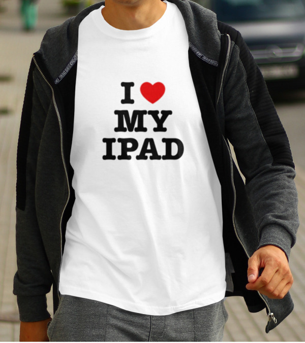 I Love My Ipad Suki Waterhouse T-Shirt