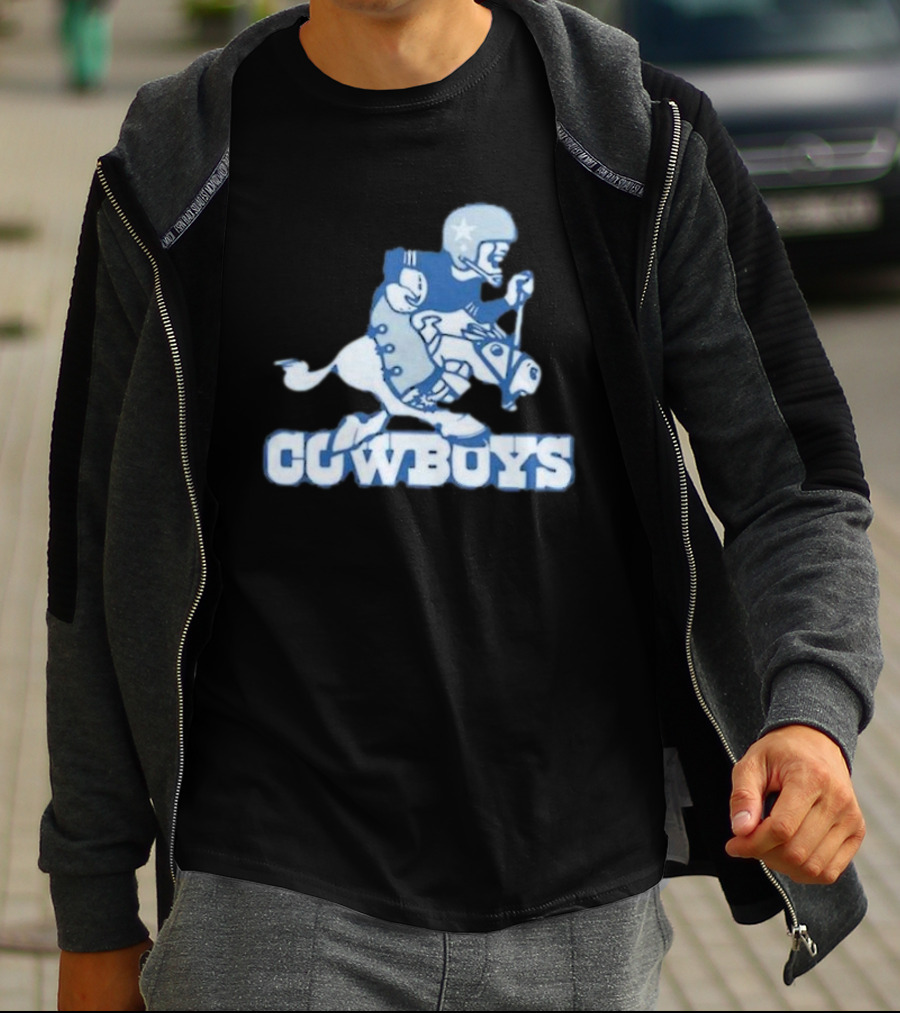 Dallas Cowboys Vintage Cowboy Riding Football Horse Logo 1966 T-Shirt