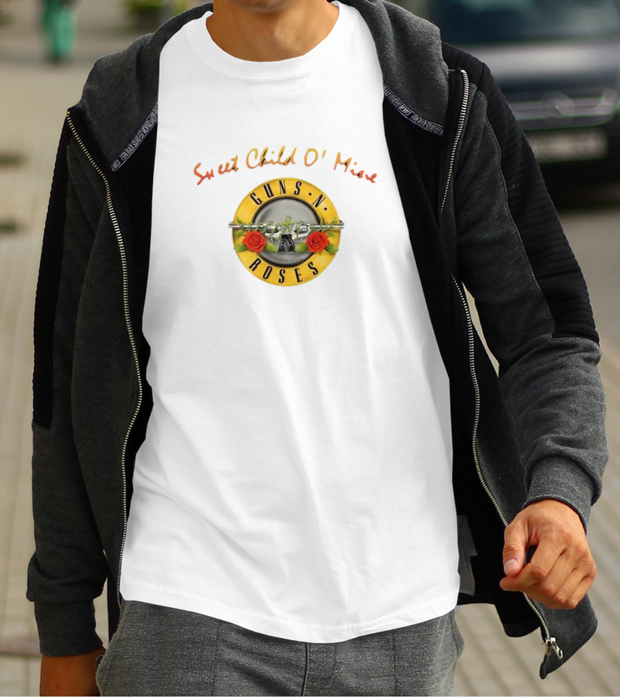 Guns N' Roses Sweet Child O' Mine Circle Logo With Roses And Guns T-Shirt