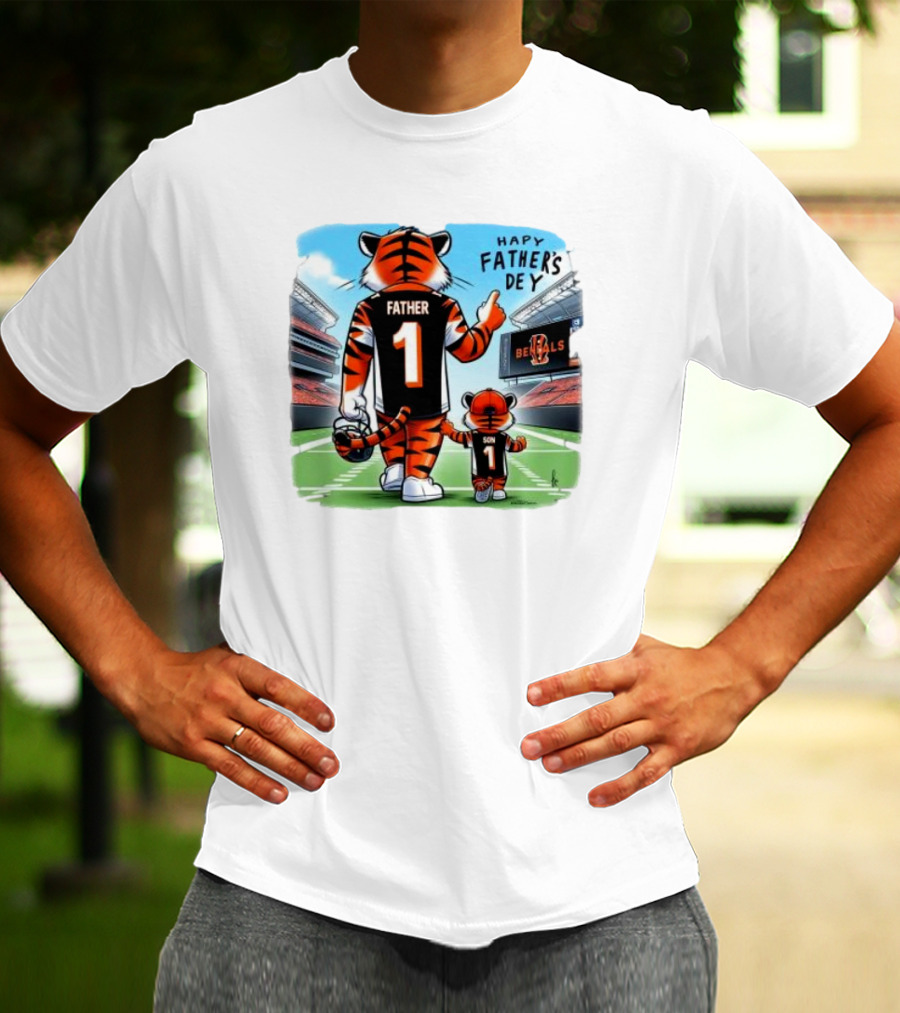 Cincinnati Bengals Mascot Father Son Happy Father’s Day T-Shirt