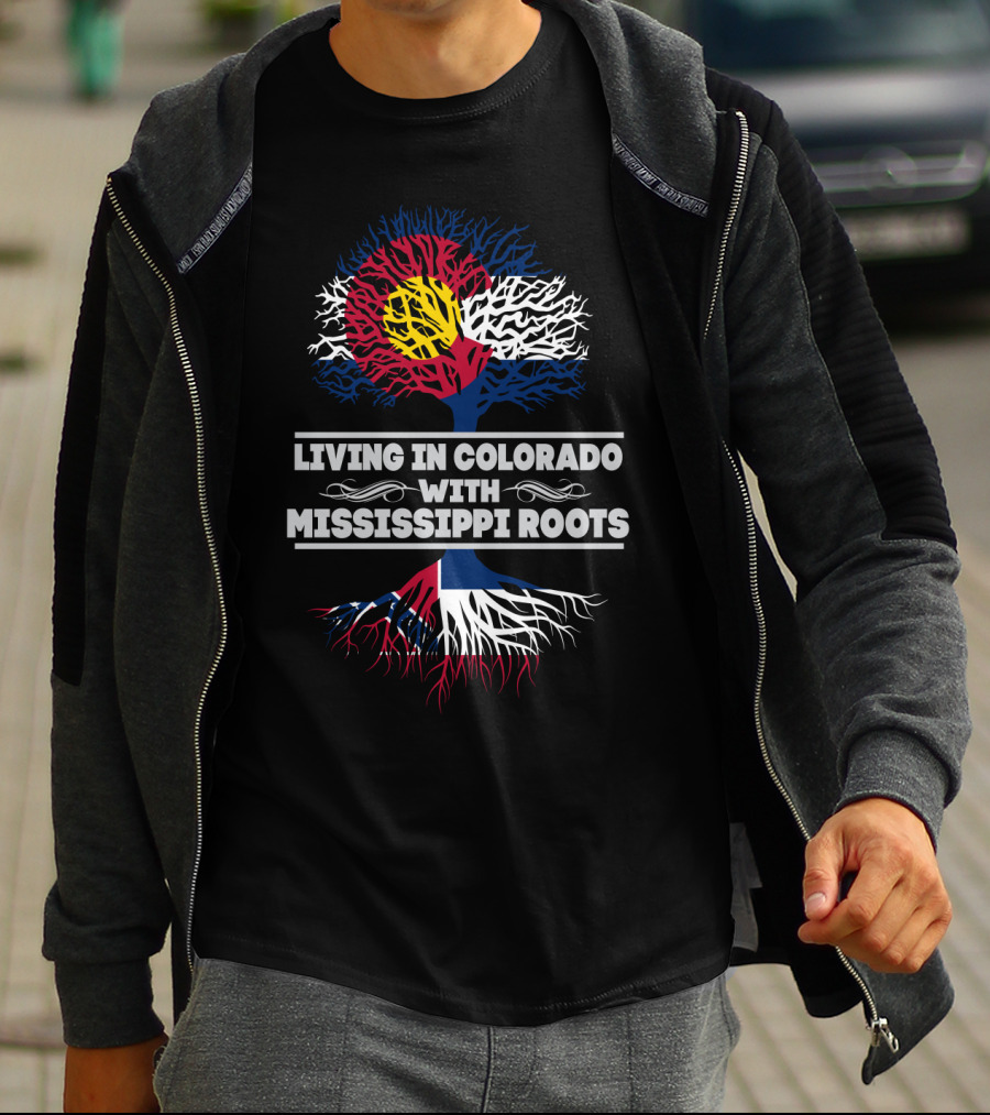Living In Colorado With Mississippi Roots Tree Design Featuring State Flag Colors T-Shirt