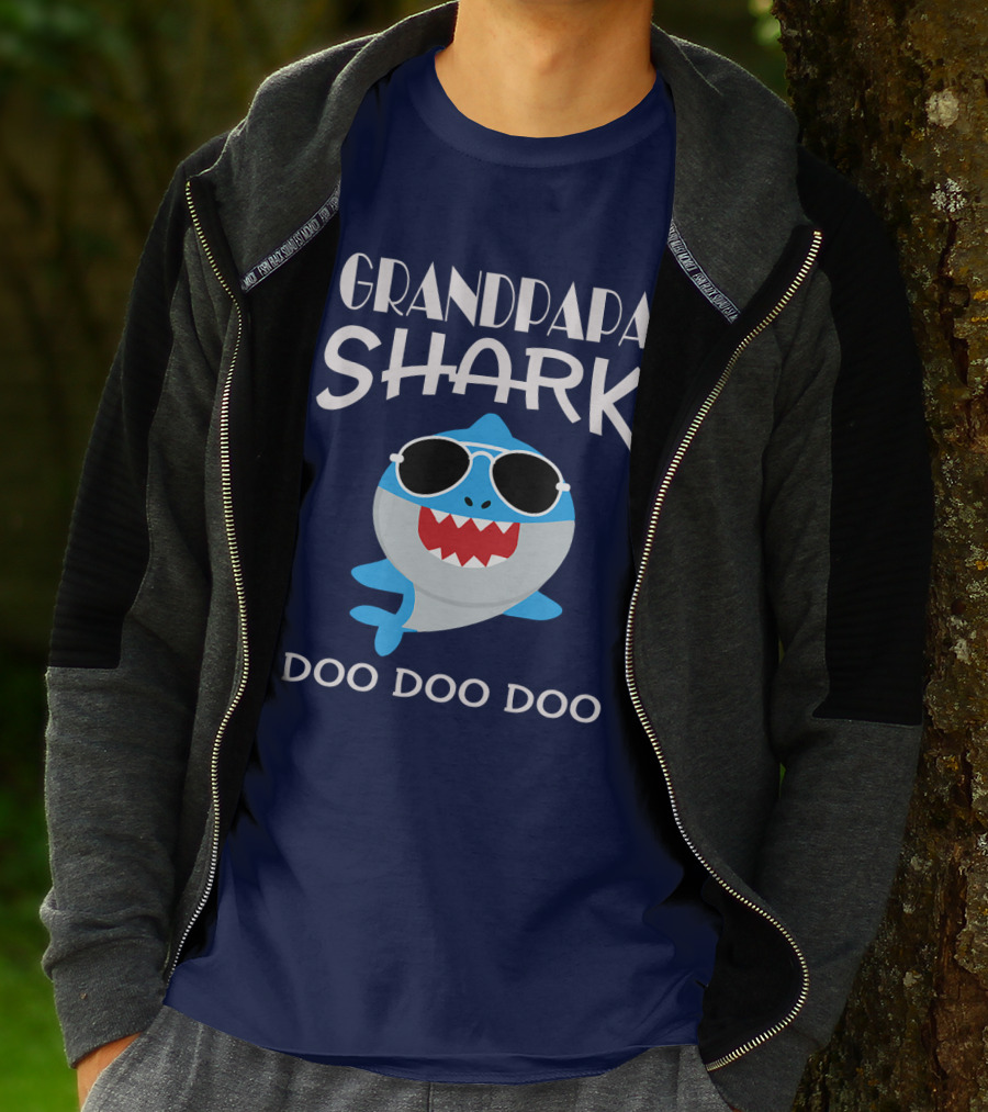 Grandpapa Shark Doo Doo Doo Sunglasses Cartoon T-Shirt