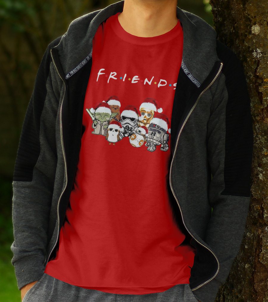 Star Wars Characters Yoda Chewbacca Porgs Stormtrooper R2 D2 C 3PO BB 8 Friends TV Show Christmas Santa Hats T-Shirt