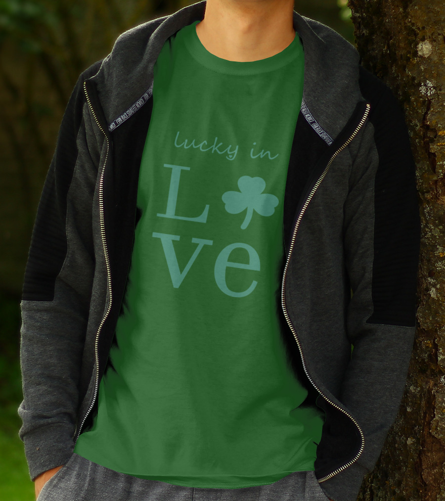 Lucky In Love Shamrock Irish St Patrick's Day T-Shirt
