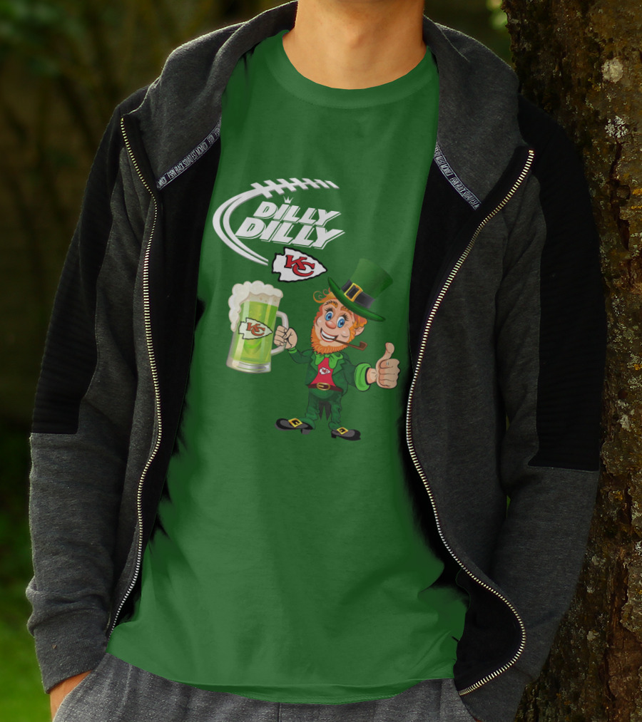 Dilly Dilly Chiefs Leprechaun St Patrick's Day Drink T-Shirt