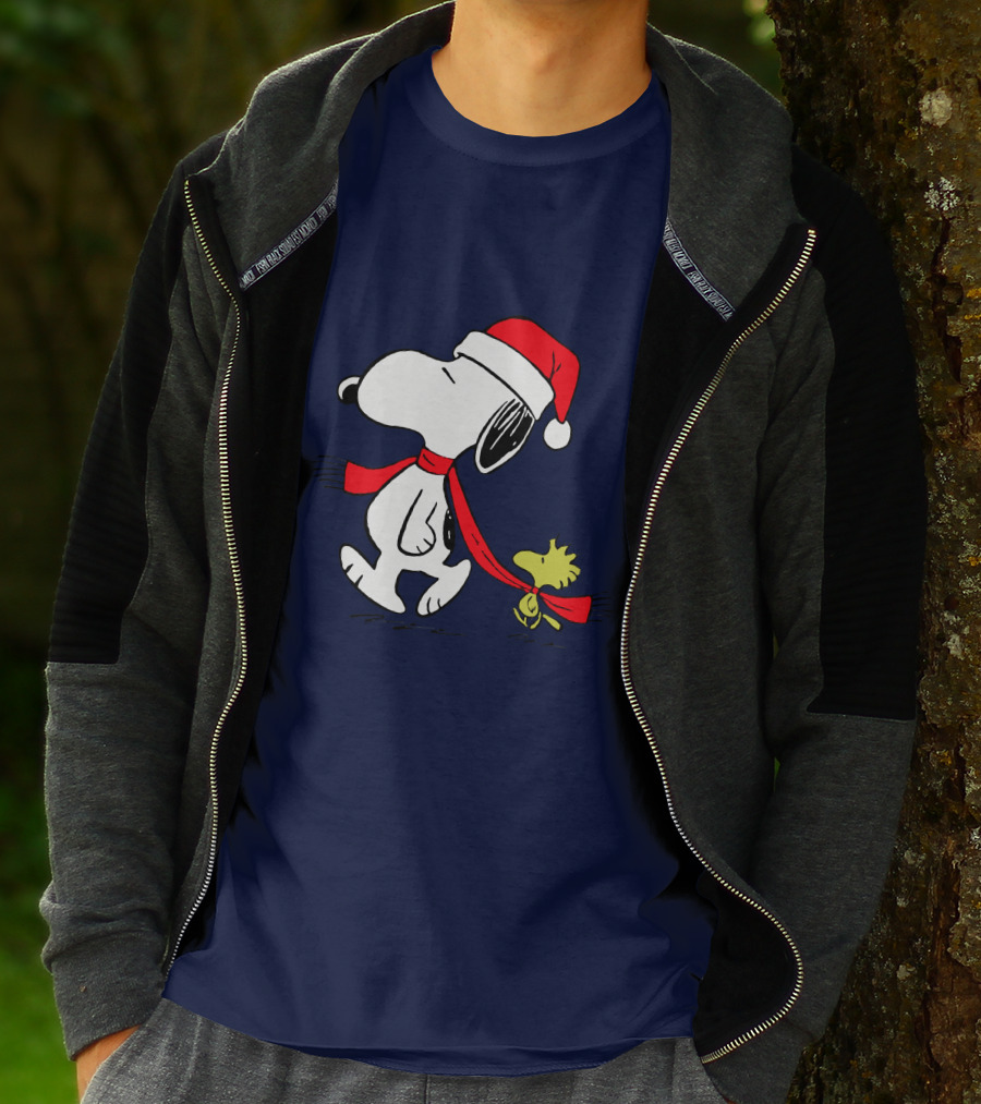 Snoopy Santa Hat And Woodstock Christmas Peanuts Scarf T-Shirt